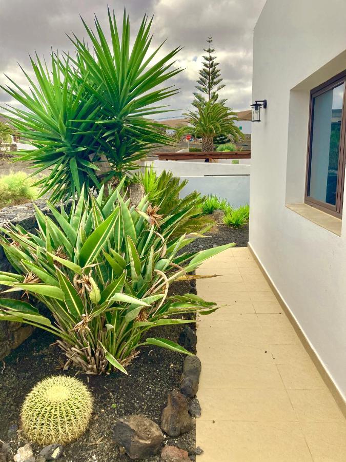 Habitaciones Tia Ela 雅伊萨 外观 照片